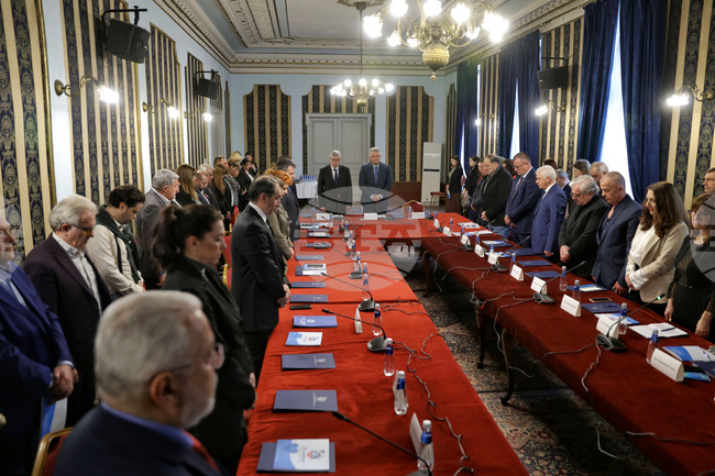  Кръгла маса - „Минало, настояще и бъдеще на НЗОК“