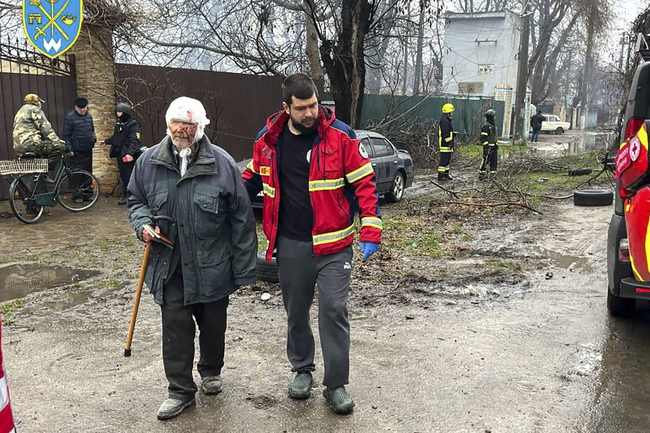 В Одеска област днес е ден на траур във връзка със смъртоносната ракетна атака от 10 април, съобщи областният управител