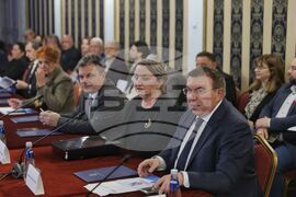 Кръгла маса - „Минало, настояще и бъдеще на НЗОК“