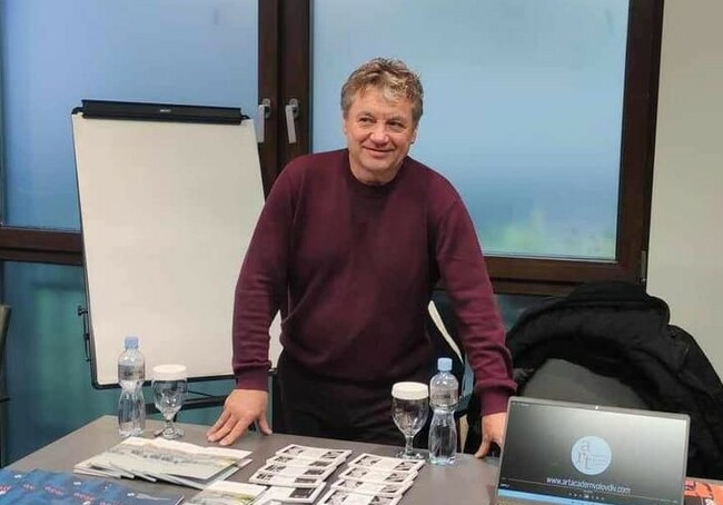 Доц. Жан Пехливанов е новият ректор на Академията за музикално, танцово и изобразително изкуство в Пловдив