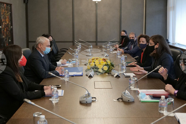 Теодора Генчовска  -  Роберто Антонионе - среща