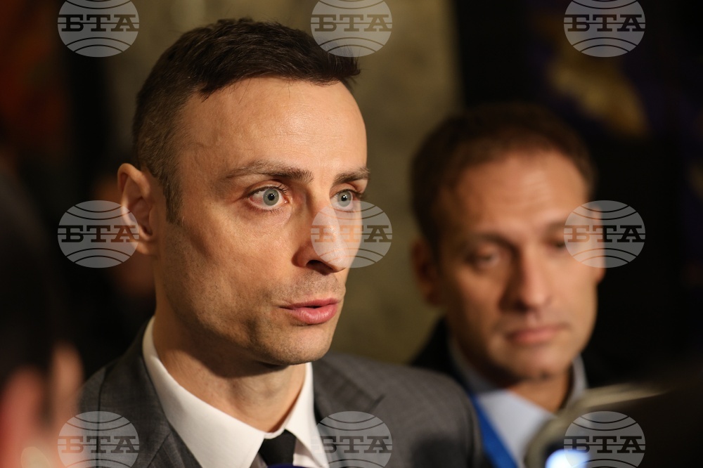 Димитър Бербатов - екип - брифинг