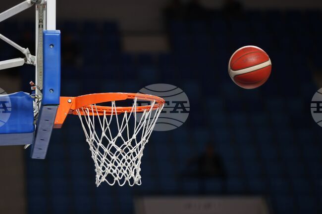 Баскетболният шампион Монтана 2003 привлече нова канадска състезателка