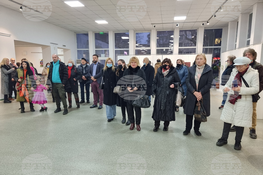 Благоевград - изложба - "Любовта и виното"