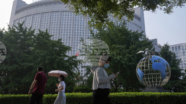 Китай настоява за незабавно прекратяване на огъня след ударите на САЩ и Израел срещу Иран 