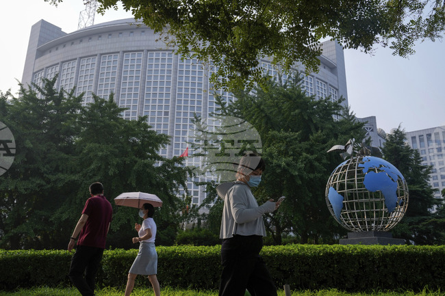 Китай настоява за незабавно прекратяване на огъня след ударите на САЩ и Израел срещу Иран 