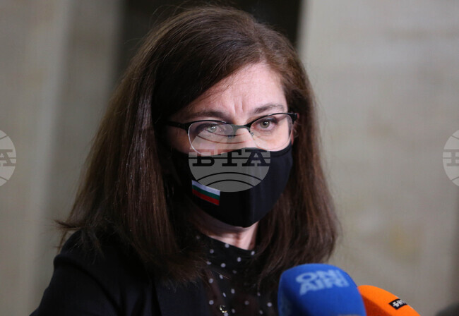 Въпреки дипломатическите усилия на най-високо ниво, ескалацията не спада, коментира министър Теодора Генчовска ситуацията около Украйна