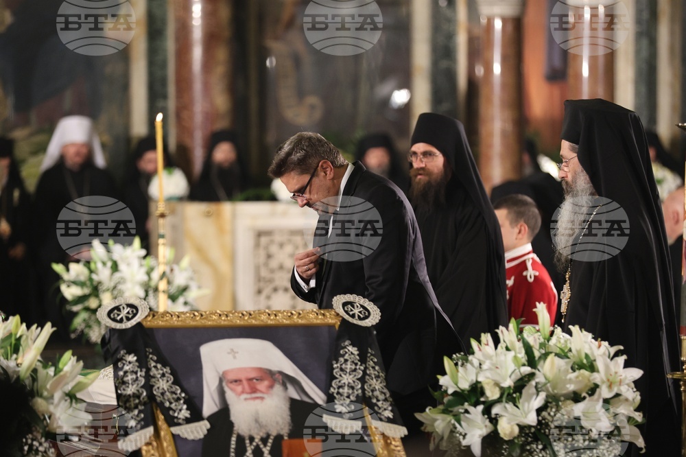 Патриаршеска катедрала „Св. Александър Невски“ - патриарх Неофит - света заупокойна литургия