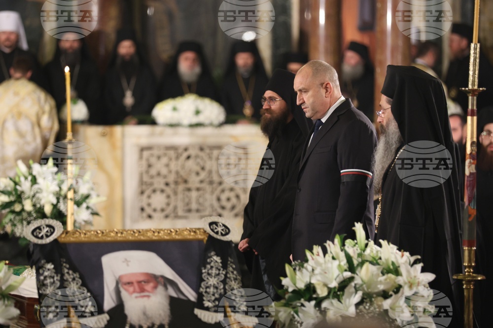 Патриаршеска катедрала „Св. Александър Невски“ - патриарх Неофит - света заупокойна литургия