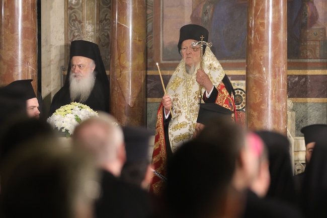 Печалната мъка от кончината на патриарх Неофит споделяме всички православни, каза Вселенският патриарх Вартоломей