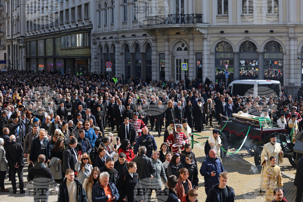 Late Bulgarian Patriarch Neophyte Buried in Sofia’s St. Nedelya Church