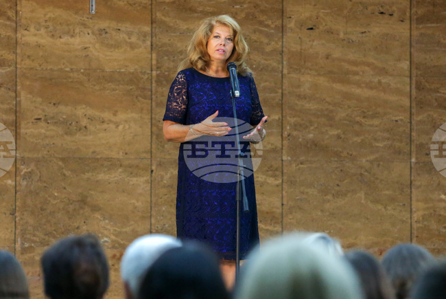 Вицепрезидент - Национален дворец на децата - награди