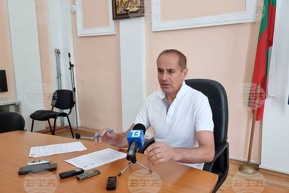 Очаква се през септември да се възстановят ритмично доставките на дърва от държавните горски стопанства, каза кметът на Кюстендил