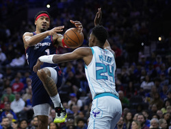 Hornets 76ers Basketball