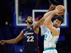 Hornets 76ers Basketball