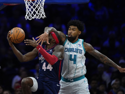 Hornets 76ers Basketball