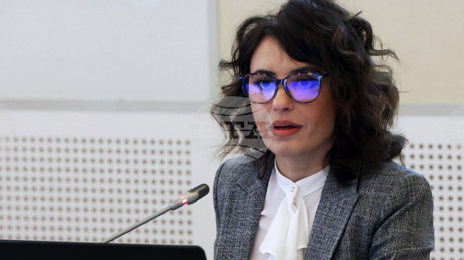 Законът не ни позволява да преразгледаме избора на Борислав Сарафов за и.ф. главен прокурор, обясни Калина Чапкънова от Прокурорската колегия на ВСС