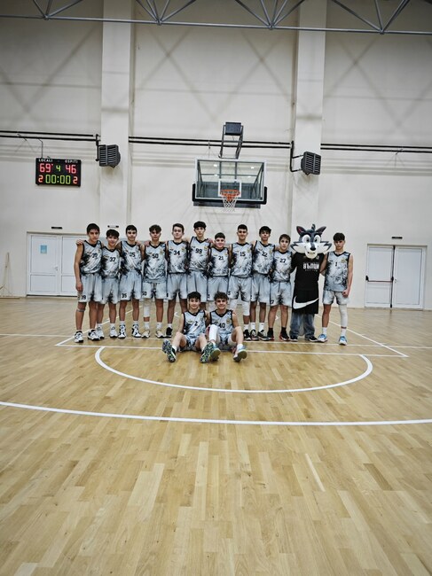 Спортен клуб по баскетбол "Вълци – Разград" с нови победи 