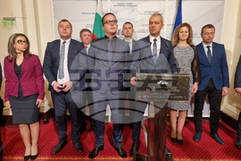 Парламент - Възраждане - Костадин Костадинов - брифинг