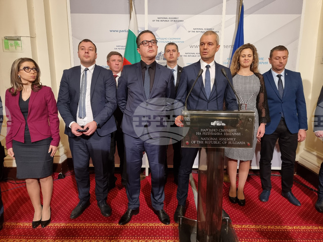 Парламент - Възраждане - Костадин Костадинов - брифинг