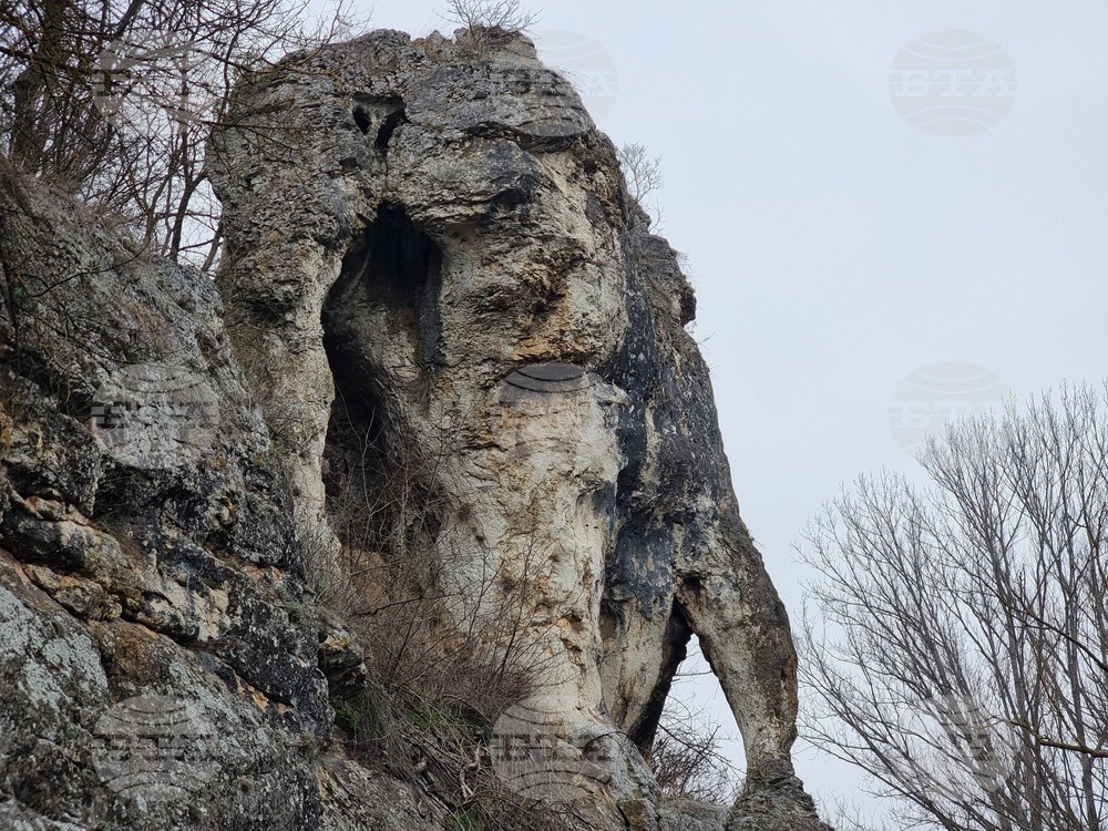 Село Ъглен - природа - скално образувание "Слончето"