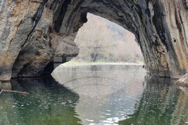 Село Ъглен - природа - скален мост