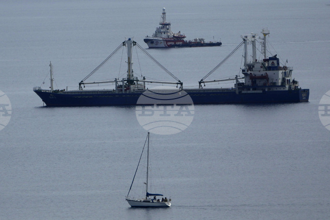 Кораб с 1200 т хуманитарна помощ отплава от Кипър за Газа