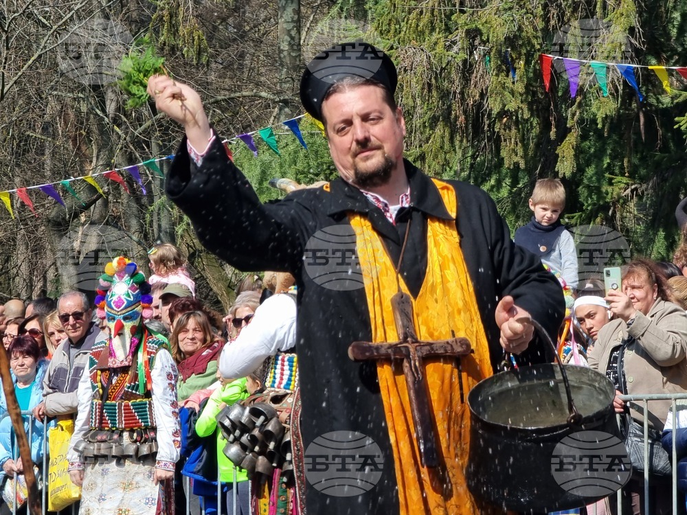 Маскарадните групи на фестивала „Кукерландия” в Ямбол ще се състезават при нов регламент и увеличен награден фонд