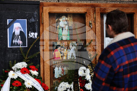 Храм "Св. Неделя" - Патриарх Неофит - почит