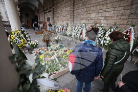 Храм "Св. Неделя" - Патриарх Неофит - почит