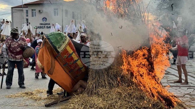 За поредна година кукерски и маскарадни състави ще се съберат в центъра на Павел баня на Сирни заговезни
