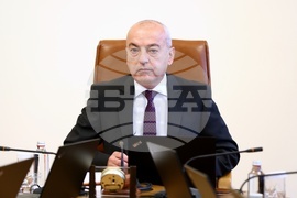 Служебно правителство - първо заседание