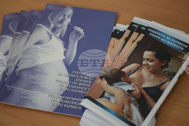 Едва 48% от децата под шест месеца са предимно кърмени - далеч под целта от 60%, сочат данни на УНИЦЕФ и СЗО 