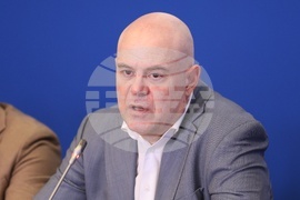 Национален пресклуб на БТА София - Иван Гешев - пресконференция