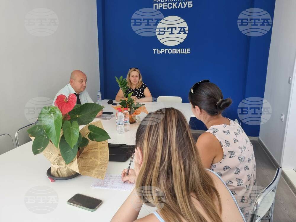Жители на Търговище и областта се срещнаха с експерти от екипа на омбудсмана Диана Ковачева
