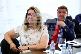Авиокомпания - пресконференция