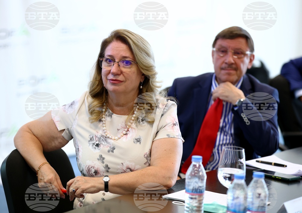 Авиокомпания - пресконференция