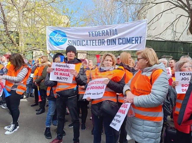Румъния - търговски служители - протест