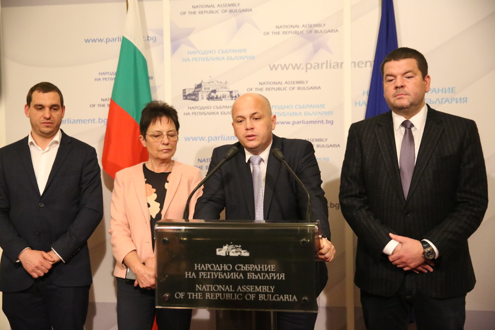 Александър Симов, БСП: Осъждаме военните действия, но не подкрепяме санкции срещу Русия