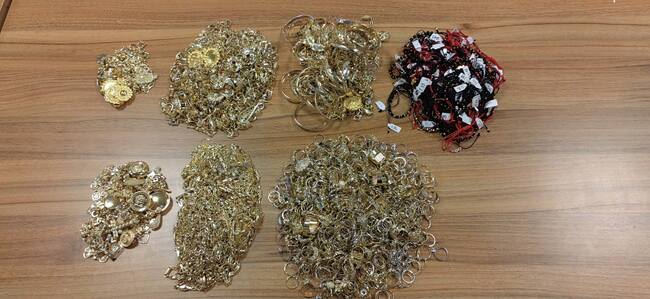 Контрабандни златни накити за над 400 000 лева откриха митническите служители на МП Капитан Андреево 