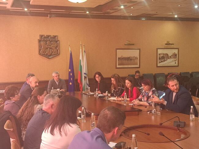 Кметът Благомир Коцев: Искам генерално решение на проблема с ремонта на ремонта на СУ „Димчо Дебелянов“ и пълна отговорност от виновниците 