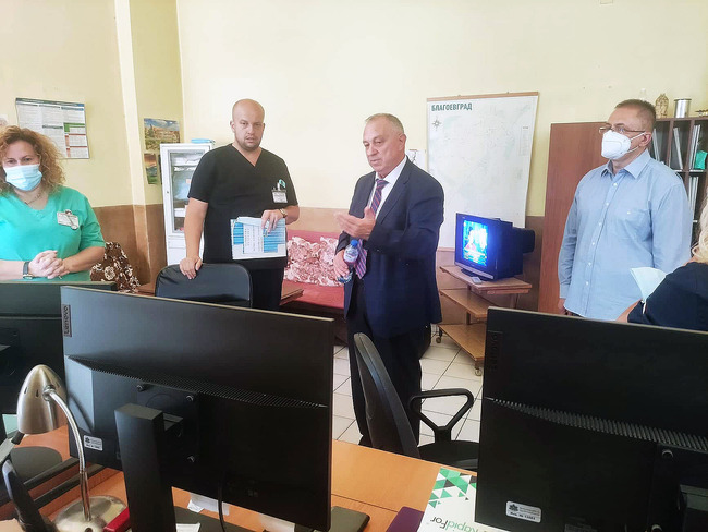 Д-р Александър Златанов: „В област Благоевград има достатъчно свободни болнични легла както за пациенти с COVID-19, така и за тези, които не са диагностицирани с коронавирусната инфекция“