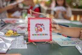 Габрово - „Магията на буквите в шевица“ 