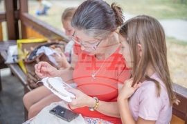 Габрово - „Магията на буквите в шевица“ 