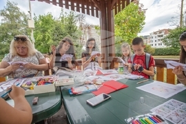 Габрово - „Магията на буквите в шевица“ 