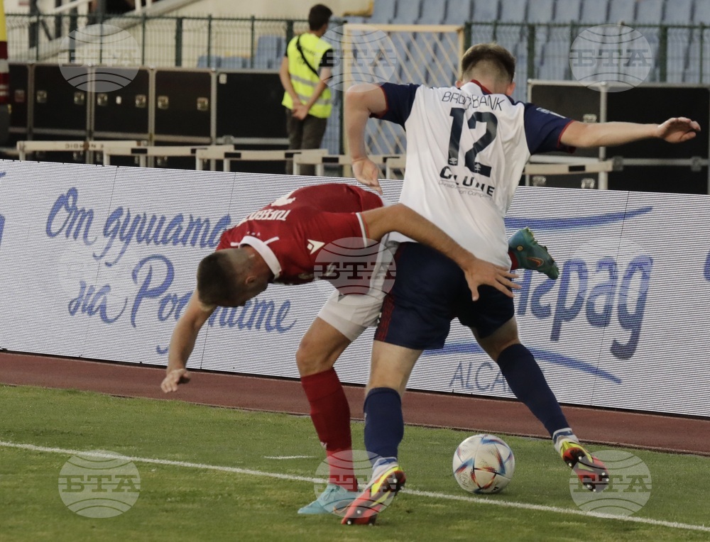 Футбол - ЦСКА - Сейнт Патрикс