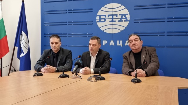 Депутатът Ивайло Папов изрази огорчение от действията на ПП-ДБ по време на гласуването на промените в Закона за висшето образование