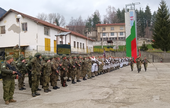 МО: В 101-ви алпийски полк Смолян бе открита съвместната подготовка „Родопи 24“
