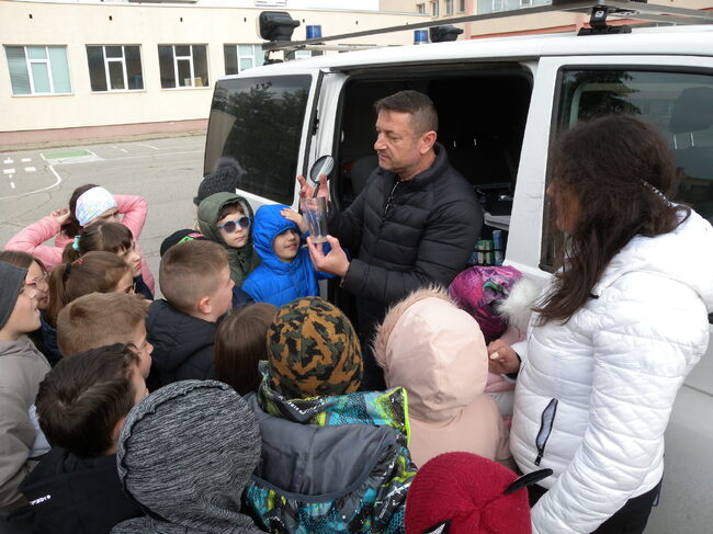 ОДМВР – Разград: Криминалистичната лаборатория гостува днес в ОУ „Никола Икономов“