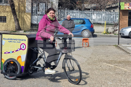 Варна - велоБиблиотека - читалня